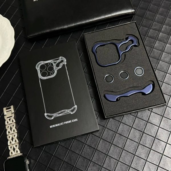 Luxury Metal Titanium Alloy Irregular Phone Case For iPhone 13 14 15 Pro Max 14 15Plus Alien Aluminum Lens Ring Protection Cover - Image 3