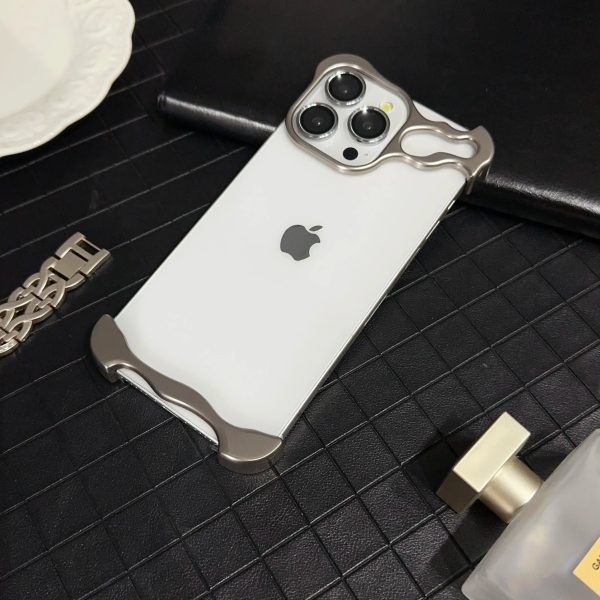 Luxury Metal Titanium Alloy Irregular Phone Case For iPhone 13 14 15 Pro Max 14 15Plus Alien Aluminum Lens Ring Protection Cover - Image 6